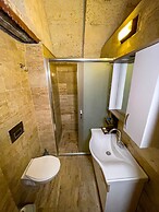 Heritage Cave Suites