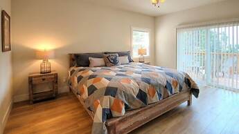 Scenic Wonders River Rock 3 Bedroom Loft