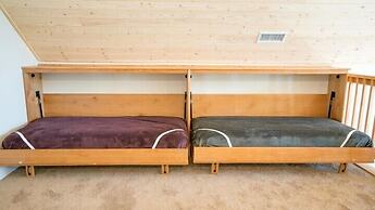 Scenic Wonders River Rock 3 Bedroom Loft