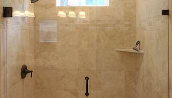 Scenic Wonders River Rock 3 Bedroom Loft