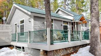 Scenic Wonder Creek Cabin 3 Bedroom loft