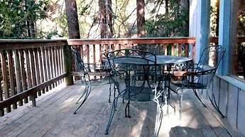 Scenic Wonders Treehouse Lodge 2 Bedroom