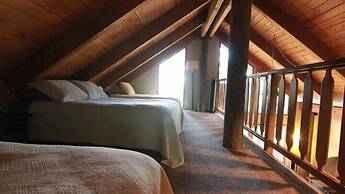 Scenic Wonders Treehouse Lodge 2 Bedroom