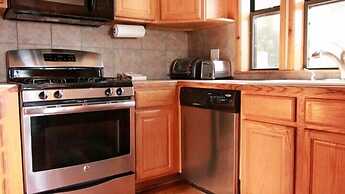 Scenic Wonders Treehouse Lodge 2 Bedroom