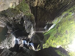 Mallard Cottage - Pet friendly