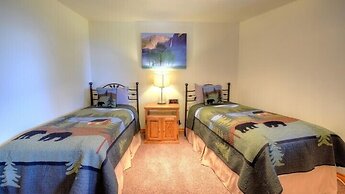 Scenic Wonders Treetops Cabin 2 Bedrooms