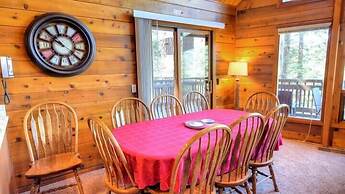 Scenic Wonders Treetops Cabin 2 Bedrooms