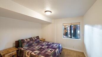 Scenic Wonders Yosemite Aviary 5 Bedroom