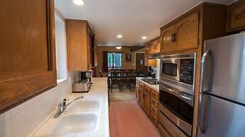 Scenic Wonders Yosemite Aviary 5 Bedroom