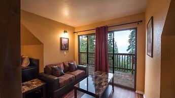 Scenic Wonders Yosemite Aviary 5 Bedroom