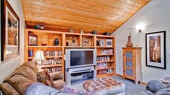 Scenic Wonders Crossroad Cabin 3 Bedroom