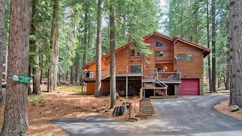 Scenic Wonders Crossroad Cabin 3 Bedroom