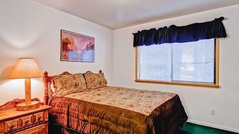 Scenic Wonders Yosemite View 3 Bedrooms