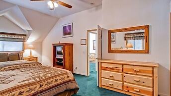 Scenic Wonders Yosemite View 3 Bedrooms