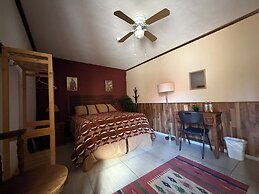 Hotel West Refugio