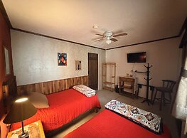 Hotel West Refugio