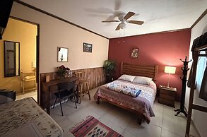 Hotel West Refugio