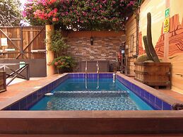 Hotel West Refugio