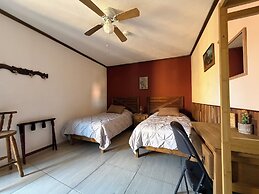 Hotel West Refugio