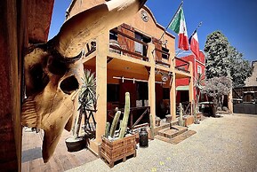 Hotel West Refugio