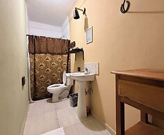 Hotel West Refugio