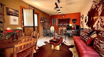 Hotel West Refugio