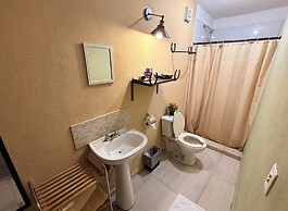 Hotel West Refugio