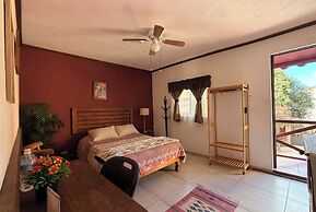 Hotel West Refugio