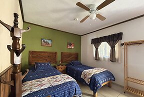 Hotel West Refugio