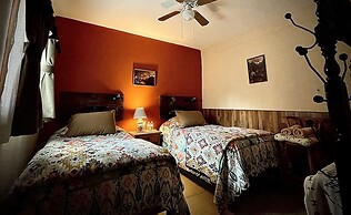Hotel West Refugio