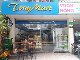 Vuon Hong Hotel & Apartments