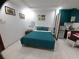 Vuon Hong Hotel & Apartments