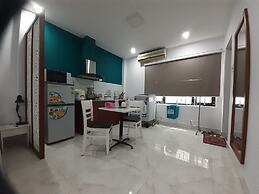 Vuon Hong Hotel & Apartments