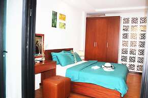 Vuon Hong Hotel & Apartments