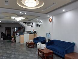 Vuon Hong Hotel & Apartments