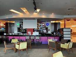 Glorious Service Suite At Times Square