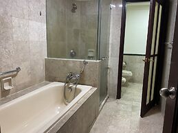 Glorious Service Suite At Times Square