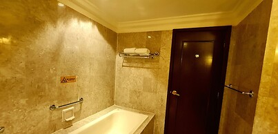 Glorious Service Suite At Times Square