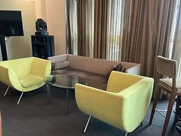 Glorious Service Suite At Times Square