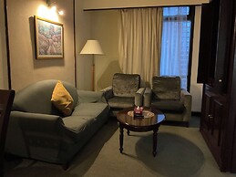 Glorious Service Suite At Times Square