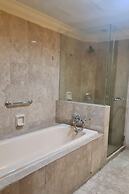 Glorious Service Suite At Times Square