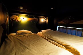 R Hostel Namba South