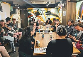 R Hostel Namba South