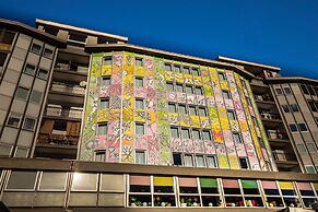Omama Hotel