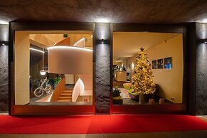 Omama Hotel