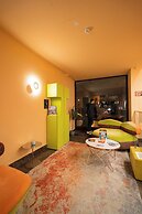 Omama Hotel