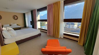 Omama Hotel