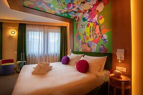 Omama Hotel