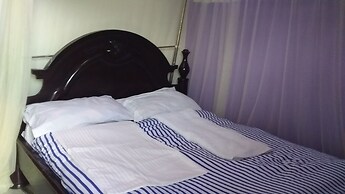 Ryan Green and Gardens Hotel