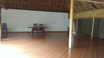 Ryan Green and Gardens Hotel